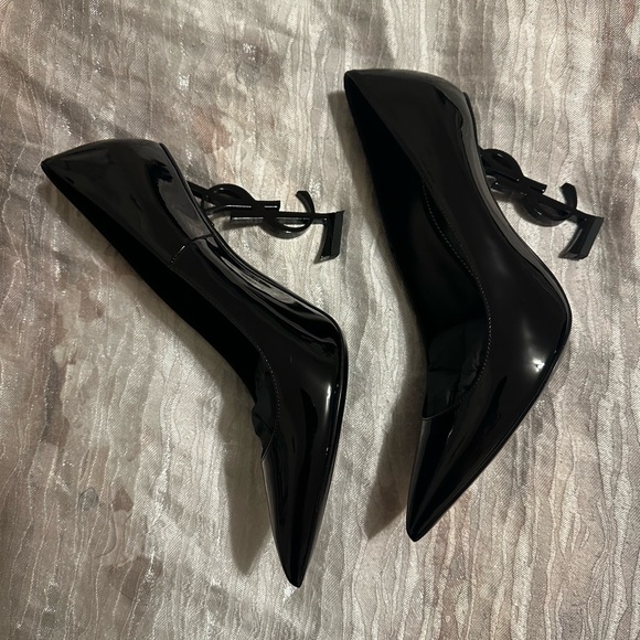 Saint Laurent Black Patent Pump, Size 38, Lightly worn once - Picture 1 of 9
